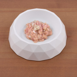 Monge Supreme Sterilised влажный корм для взрослых стерилизованных кошек с тунцом и крабом, в консервах - 80 г х 24 шт