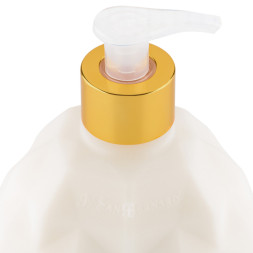 Iv San Bernard ISB The Best Line набор Cassiopeia шампунь для короткой шерсти 550 мл, кондиционер 120 мл + парфюм 2 мл в подарок