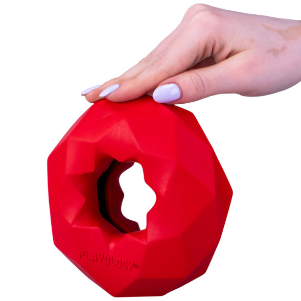 Playology CHANNEL CHEW RING хрустящее жевательное кольцо-многогранник для собак с ароматом говядины, красный