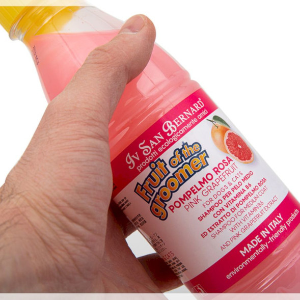 Iv San Bernard Fruit of the Grommer Pink Grapefruit Шампунь для шерсти средней длины с витаминами 500 мл