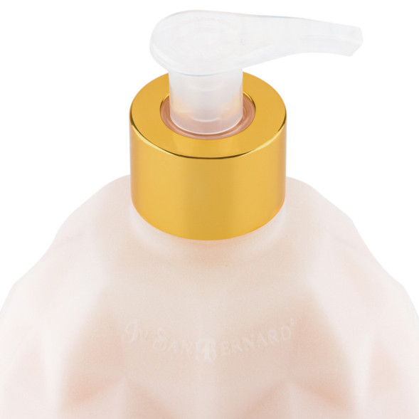 Iv San Bernard ISB The Best Line Andromeda кондиционер для выпадающей шерсти и чувствительной кожи с экстрактом шиповника - 500 мл