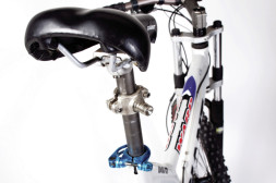 Camon крепеж дополнительный для крепления поводка к велосипеду под сиденье